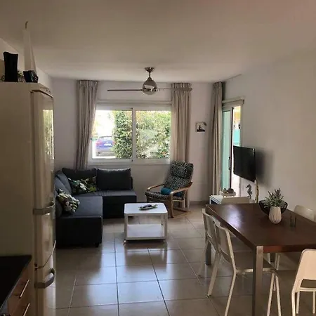 Yiasemi Ground Floor Apartment Paralimni