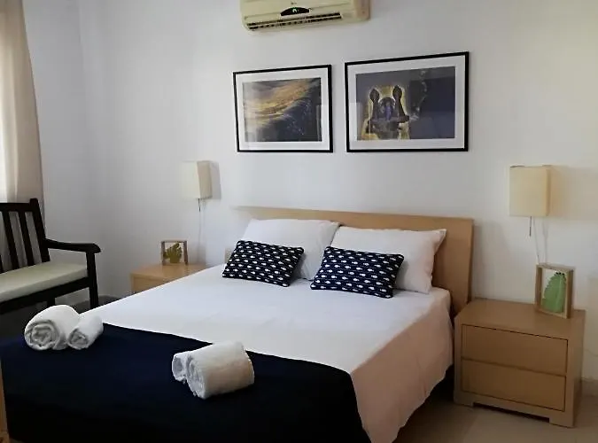 Yiasemi Ground Floor Apartmán *